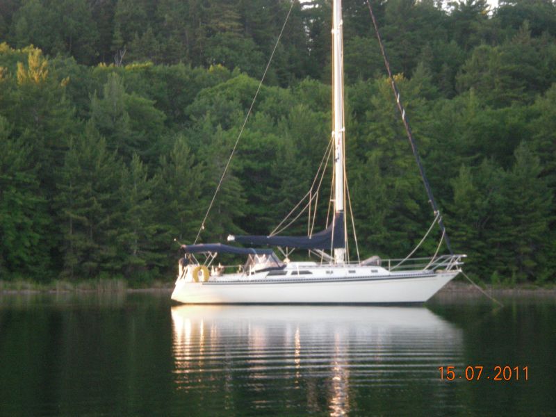 Trillium in Benjamin Islands - North Channel