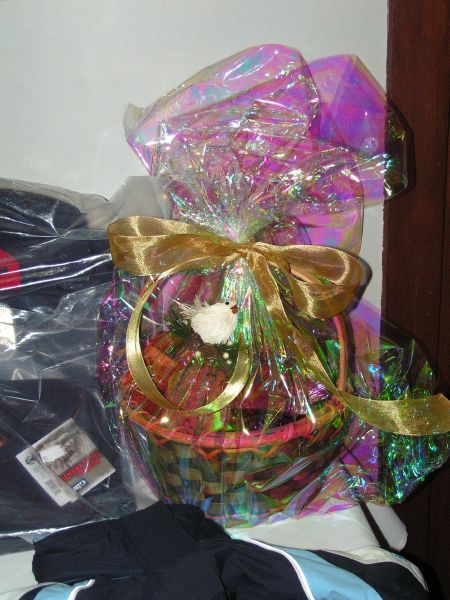 Woodbine goodies basket ...