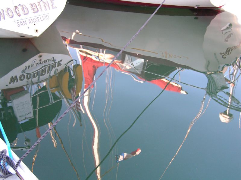 Reflected mast