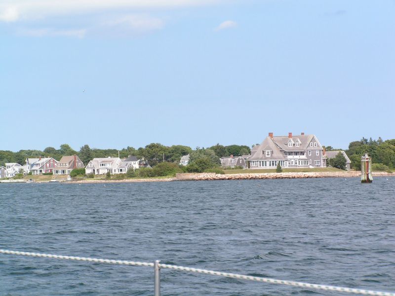 Cape Cod homes ...