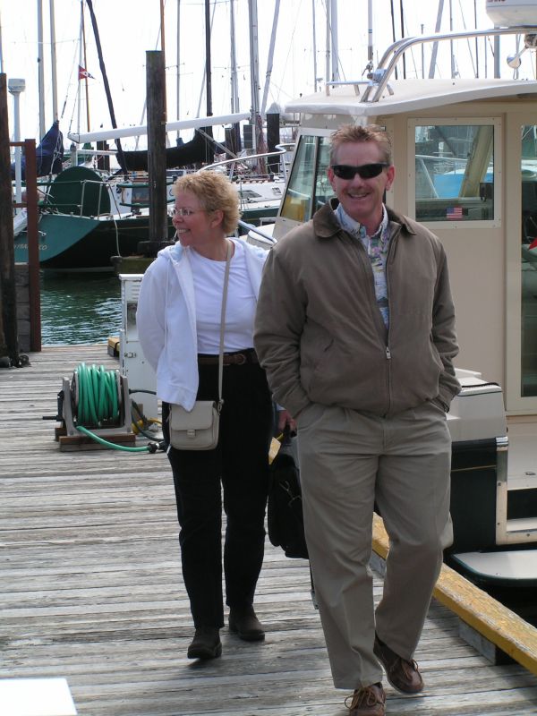 <b>Vern Verling & Cheryl Lawson check the fleet</b>