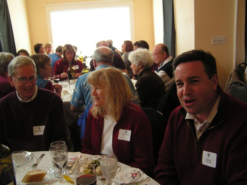 <b>June Jones flanked by Bob Knickerbocker<BR>& Tom Furlong</b>