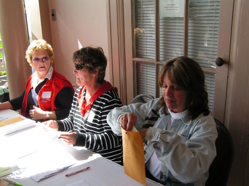 The Table - Anna,<BR>Karen & Laurie