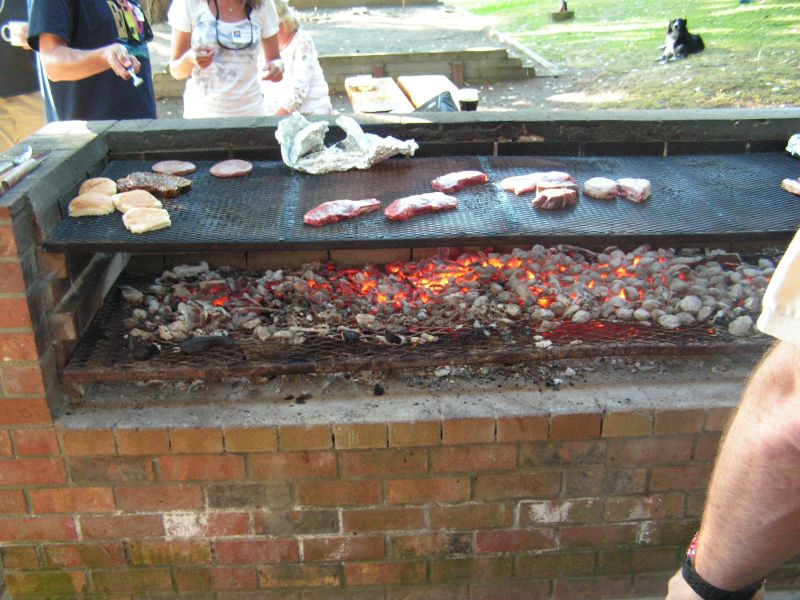 Grillin' starts ...